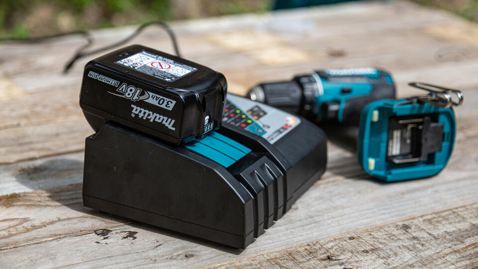 Makita Battery Charging: Overnight Worries?