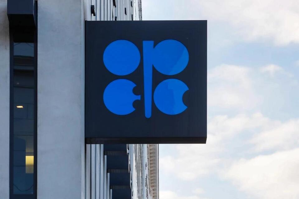 Oil Price Drop Incoming? Here’s What’s Up