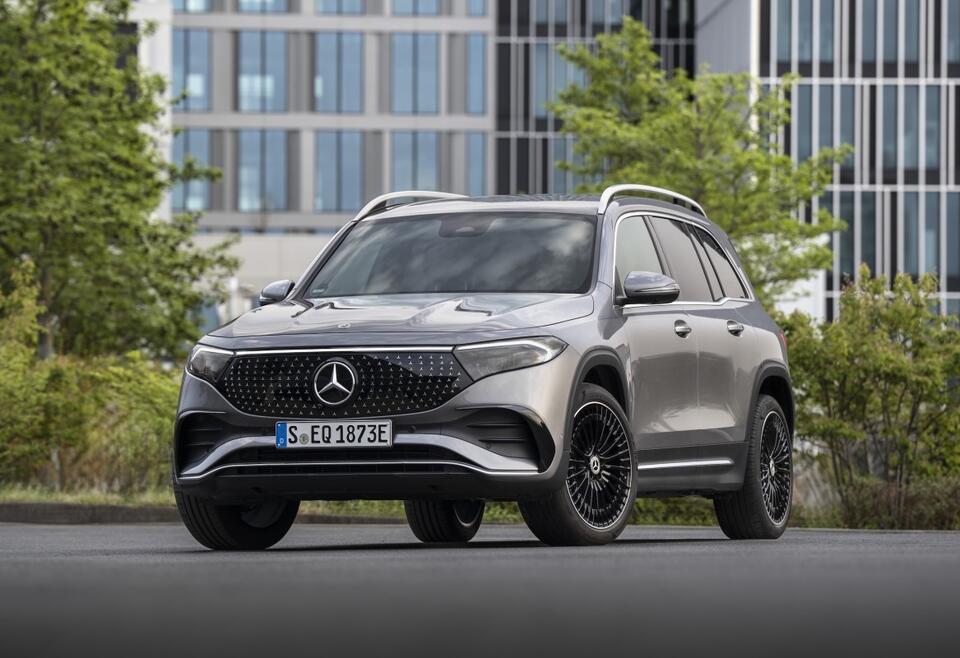 Mercedes EVs Are About to Get Scarce