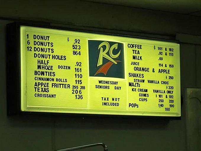 Chicago’s donut legend: Roseland’s best-kept secret