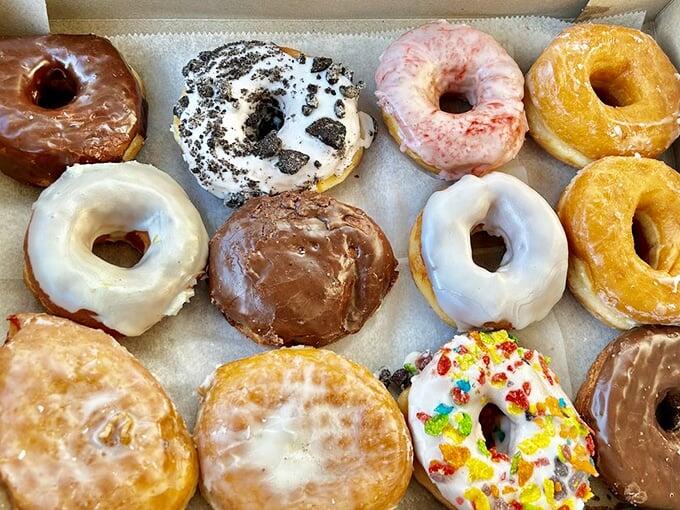 Chicago’s donut legend: Roseland’s best-kept secret