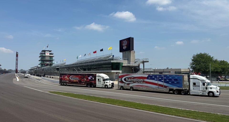 Driverless trucks debut at Brickyard 400