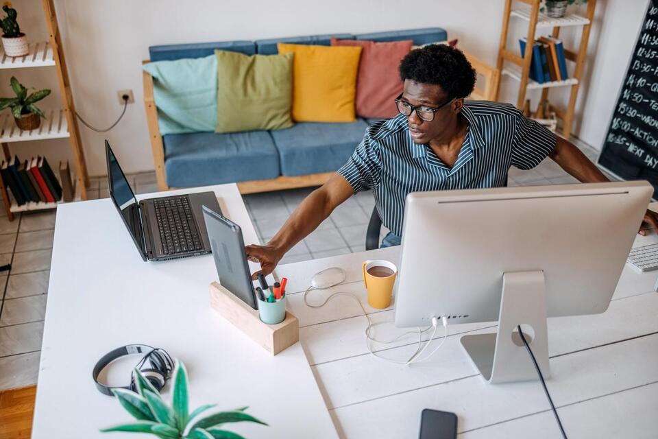How People Are Secretly Earning Double Salaries