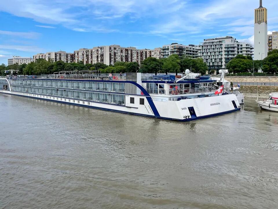 Celebrity Cruises River Drama! 🚢