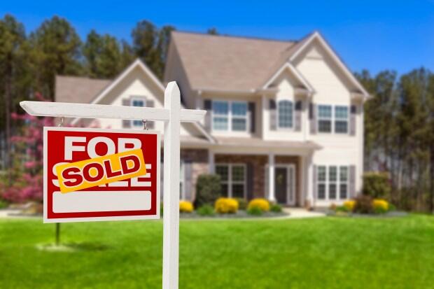 How Delaying a Home Sale Can Save You Big
