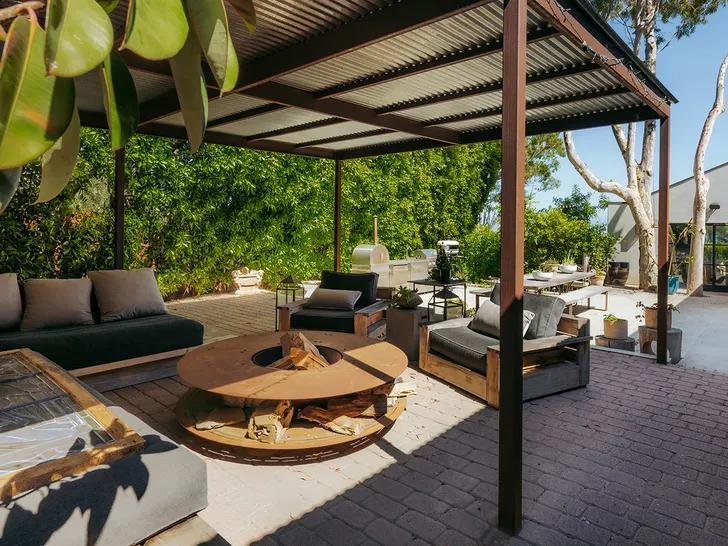 Inside Shannen Doherty’s Malibu retreat