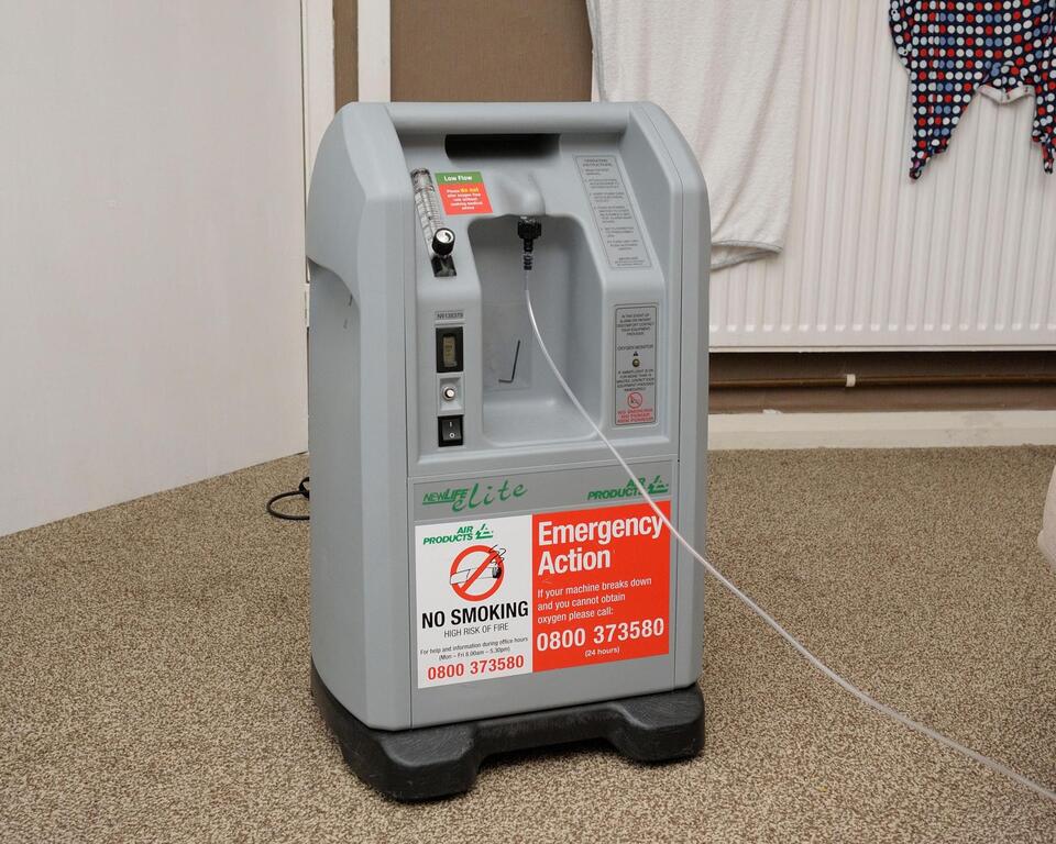 Oxygen Therapy Costs: Who Really Pays?