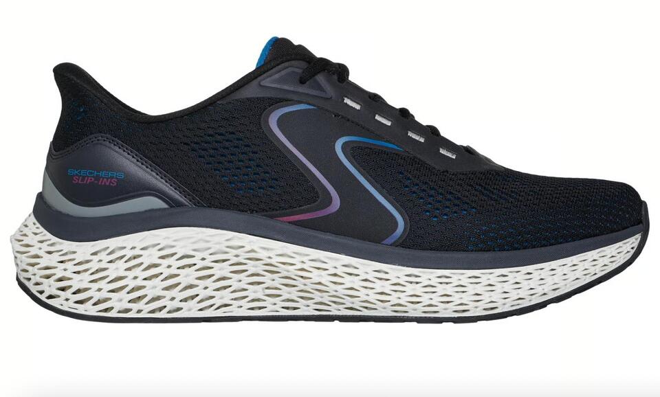 Tony Romo’s Cozy Sneaker Secret
