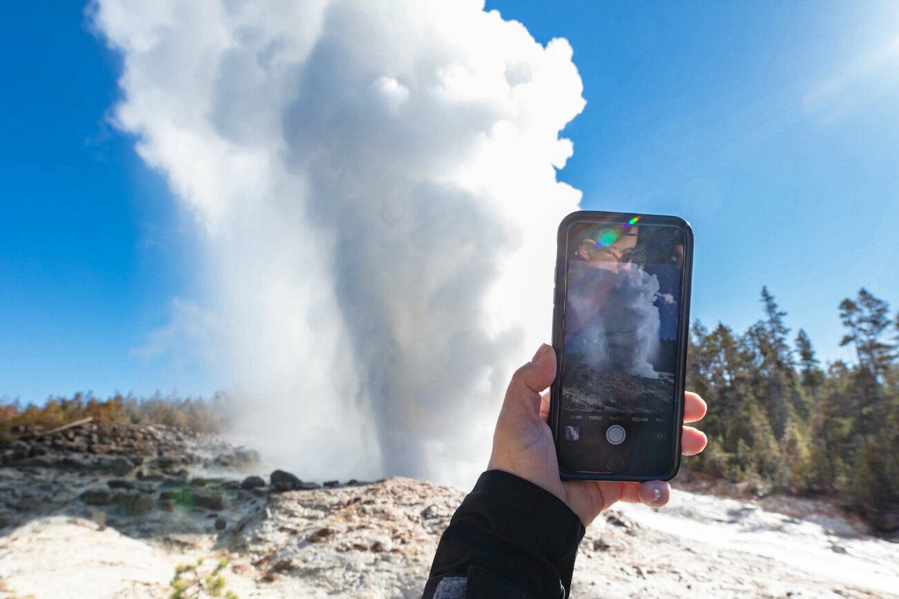 Yellowstone visitor sparks outrage with risky stunt
