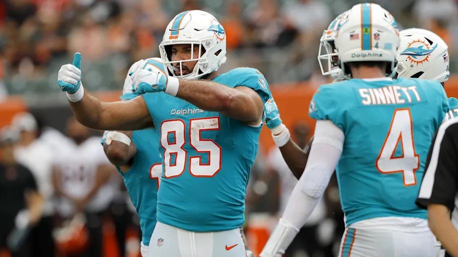 Miami Dolphins shake up tight end lineup