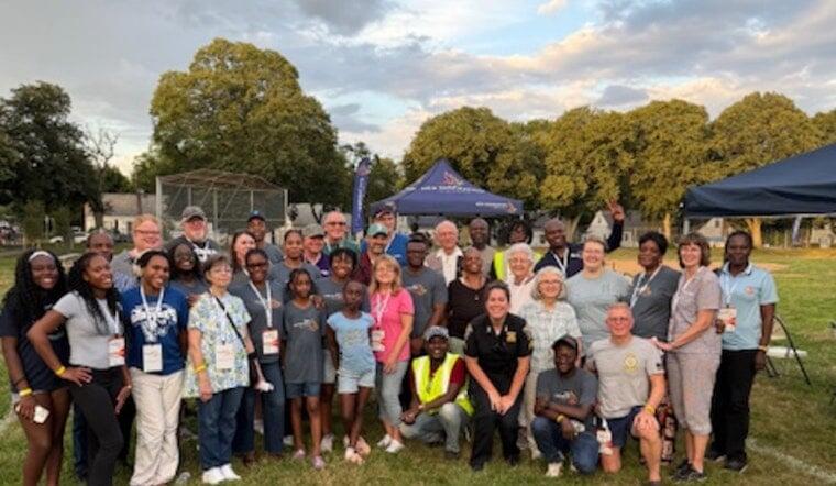 Hyde Park’s movie night brings neighbors closer