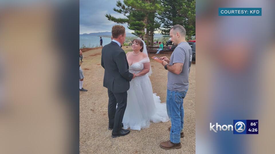 Kauai couple weds during tsunami warning
