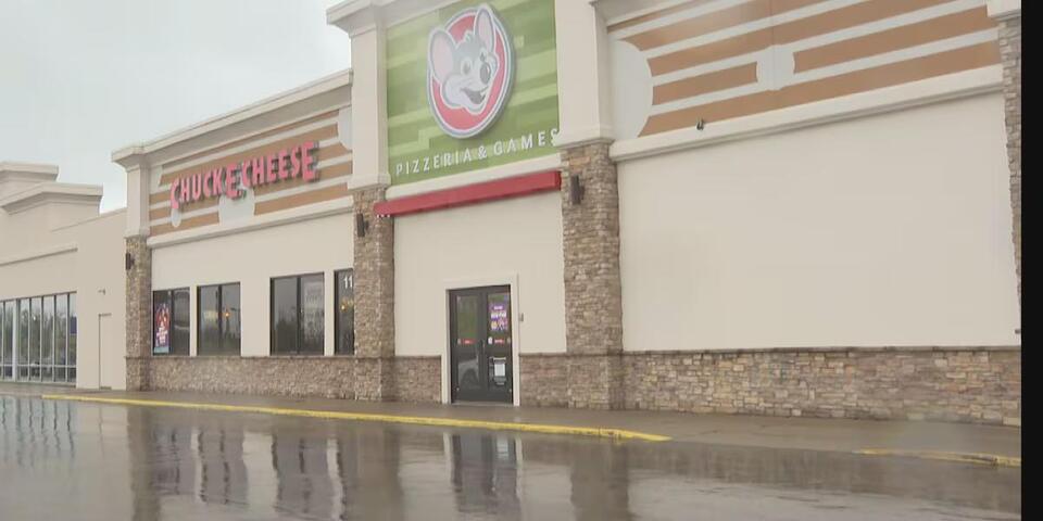 Lexington’s Chuck E. Cheese closes after 40 years
