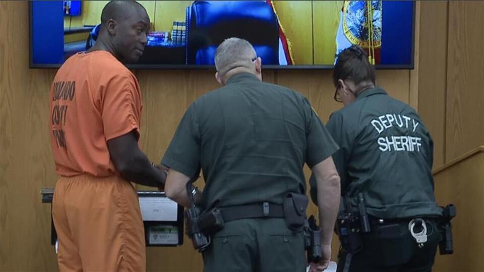 Florida man’s triple marriage shocks three counties