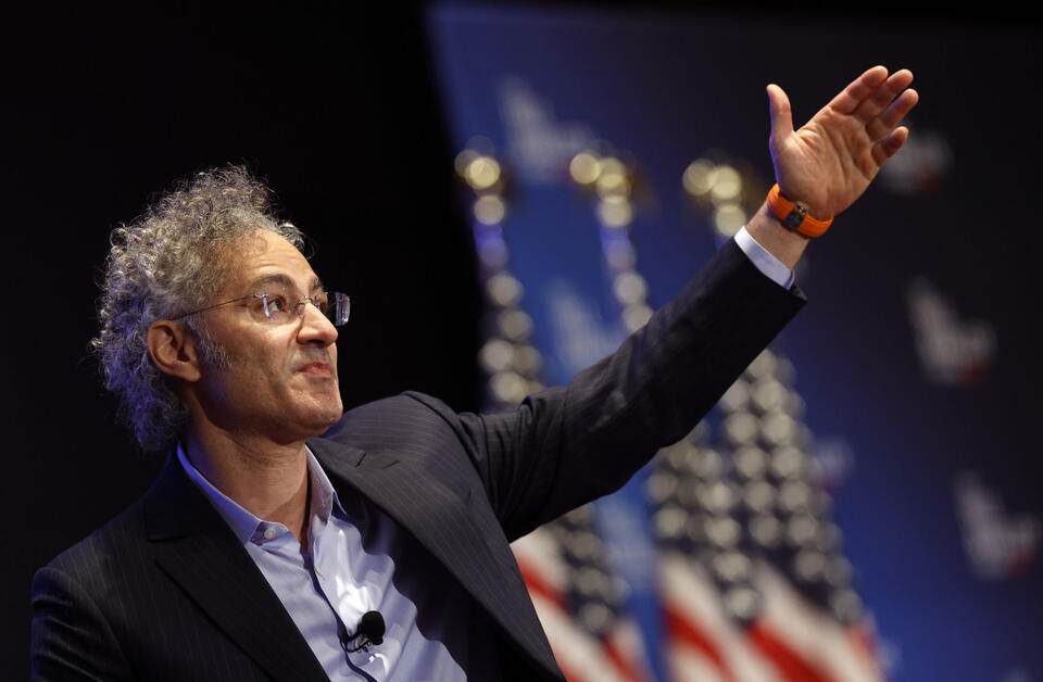 Palantir Stock Rockets on AI Hype—Cramer Says $200 Next?