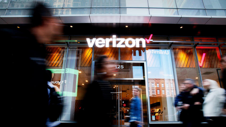 Verizon Drops Free Gaming Perks—Fair or Foul?