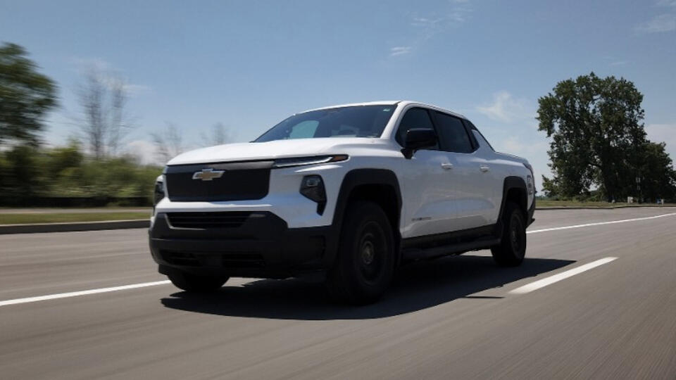 Chevy Silverado EV’s Wild Range Stunt