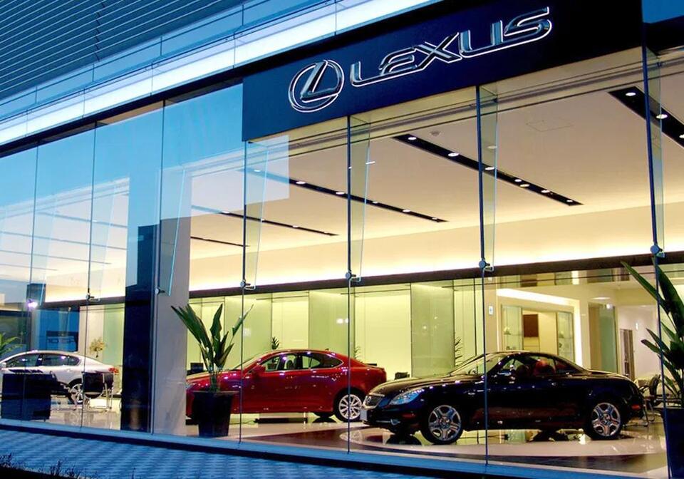 Would You Go Old Lexus or New Camry?