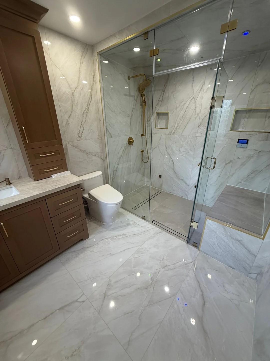 Bathroom renovation before and after👇 I guess the tub is one of the most useless things in the bathroom 😅