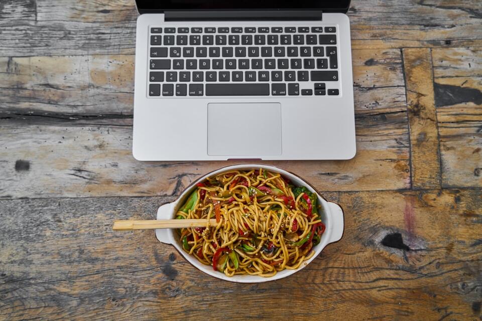 Nighttime Eating Habits You’ll Regret