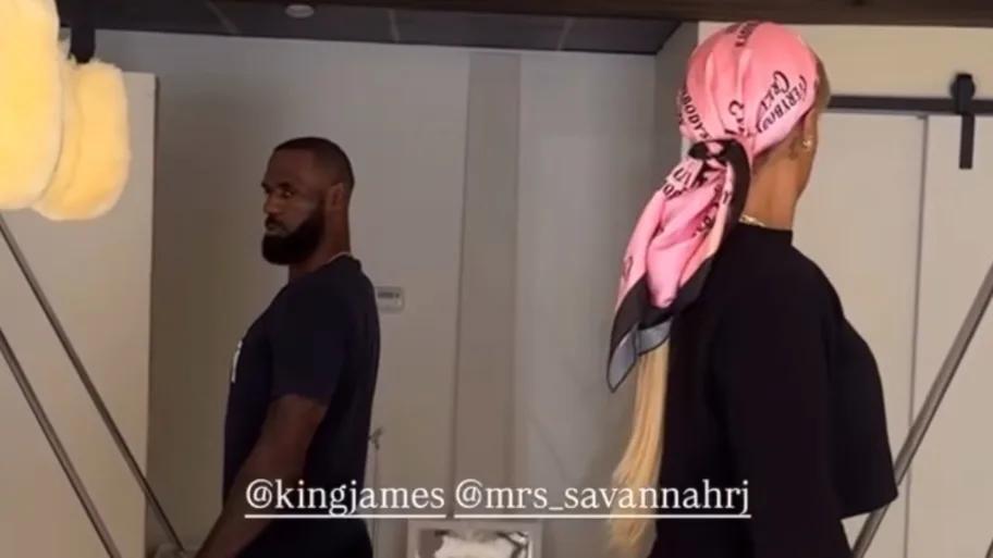 LeBron & Savannah’s Pilates Power Couple Moment