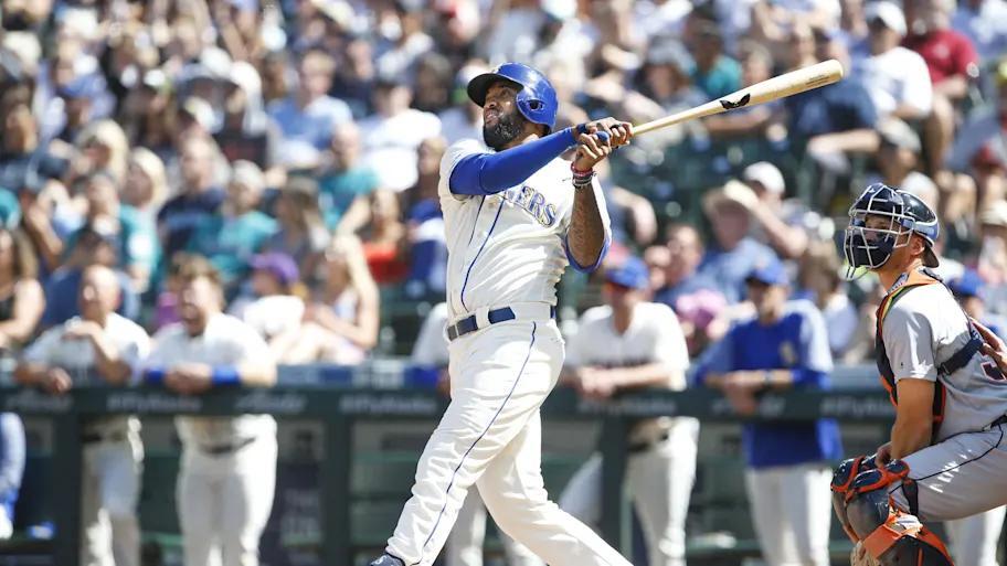 Domingo Santana’s Japan season cut short