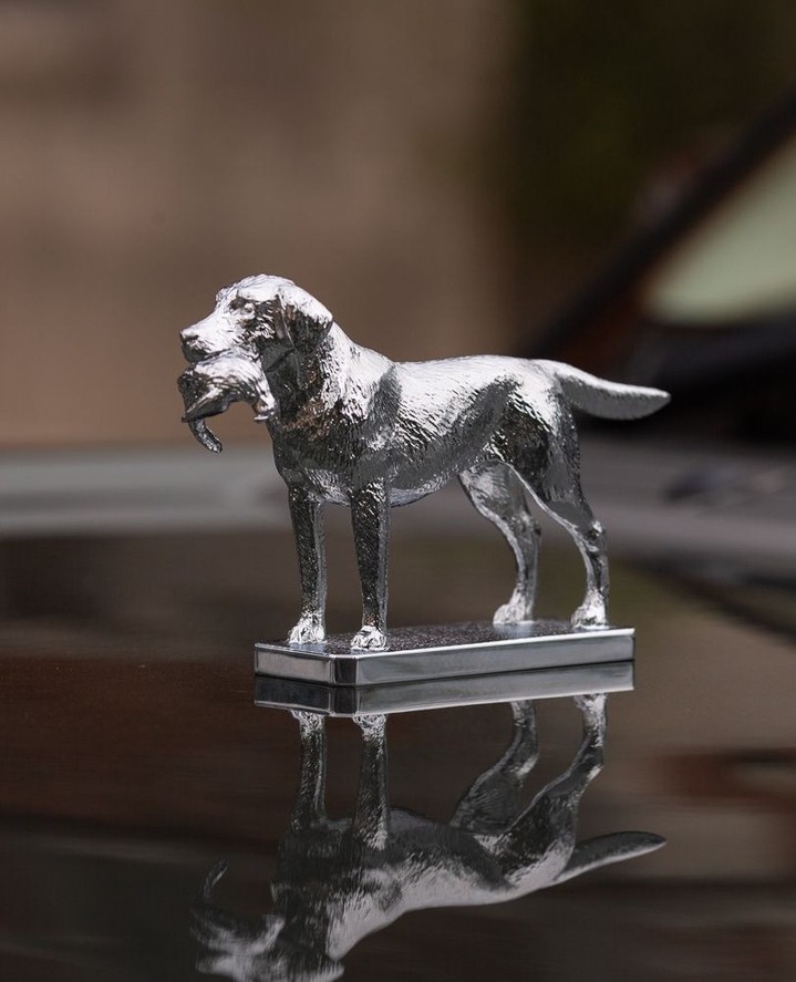 Queen Elizabeth’s Custom Range Rover Is Up for Grabs!