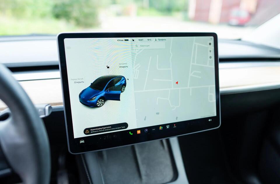 Tesla’s Autopilot Safety Numbers Are Raising Eyebrows
