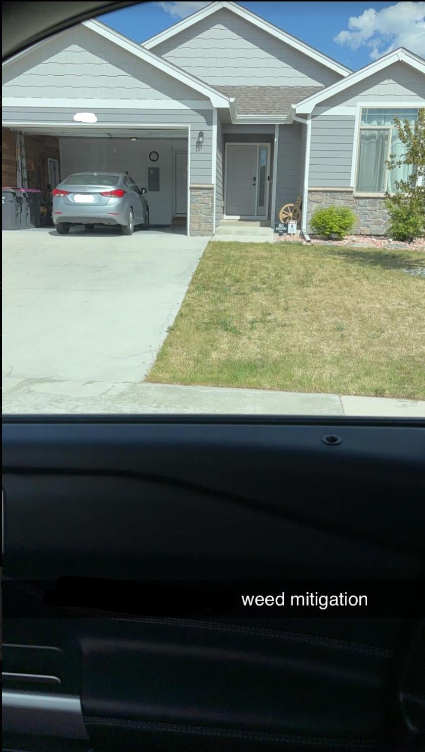 A retired firefighter parked his RV at his sister’s house. The HOA wasn’t having it.