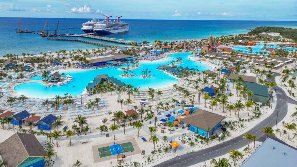 Carnival Cruise Tweaks Food Hours for Early Birds