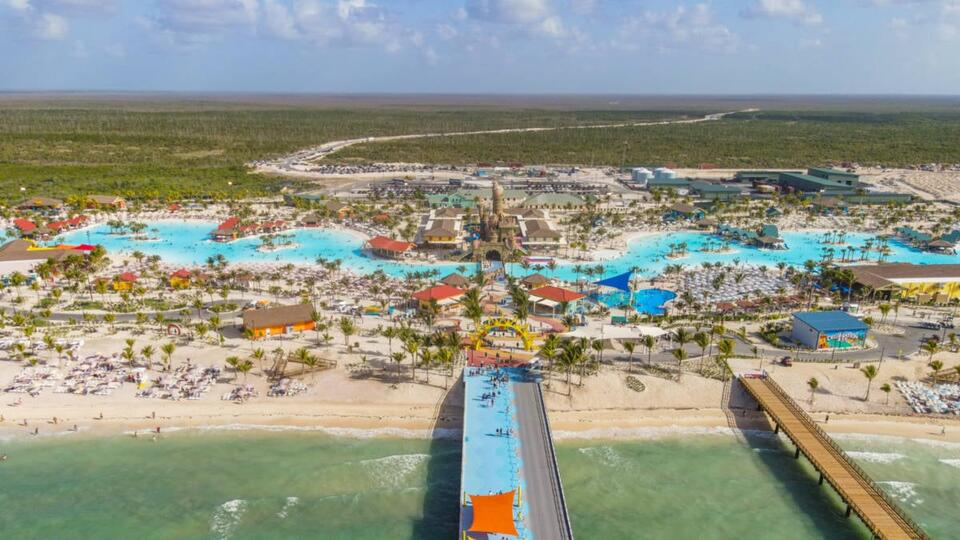 Carnival Cruise Tweaks Food Hours for Early Birds
