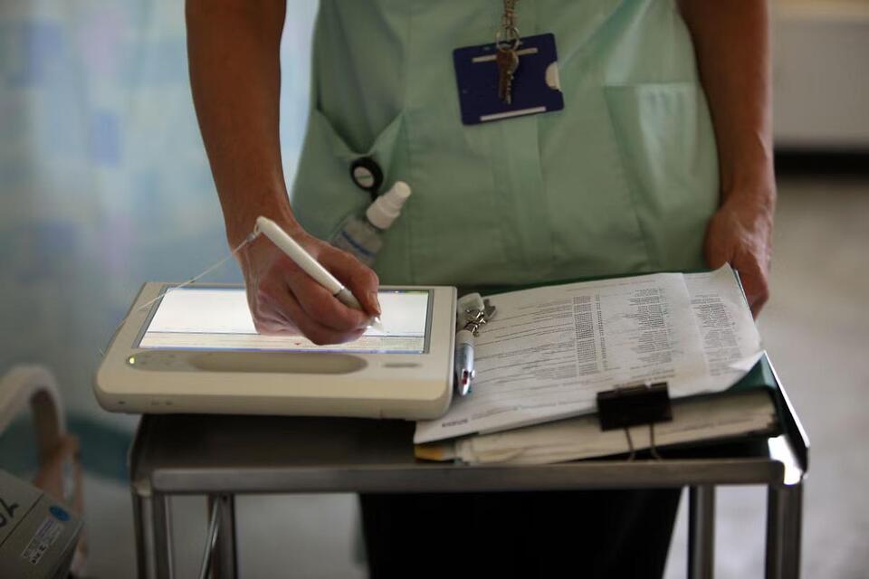 Patients say cancer drug overuse changed lives