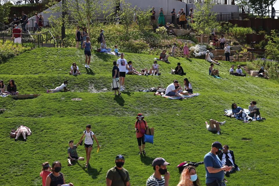 How 15 Minutes Outside Can Boost Your Mood