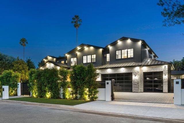 Front Yard Mistakes That Tank Home Value