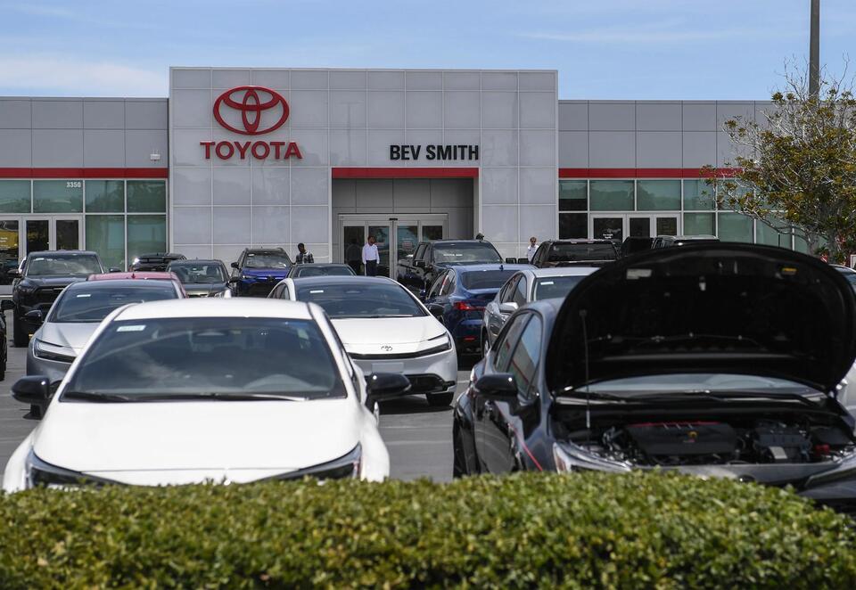 Car Shopping Hacks You Need to Know