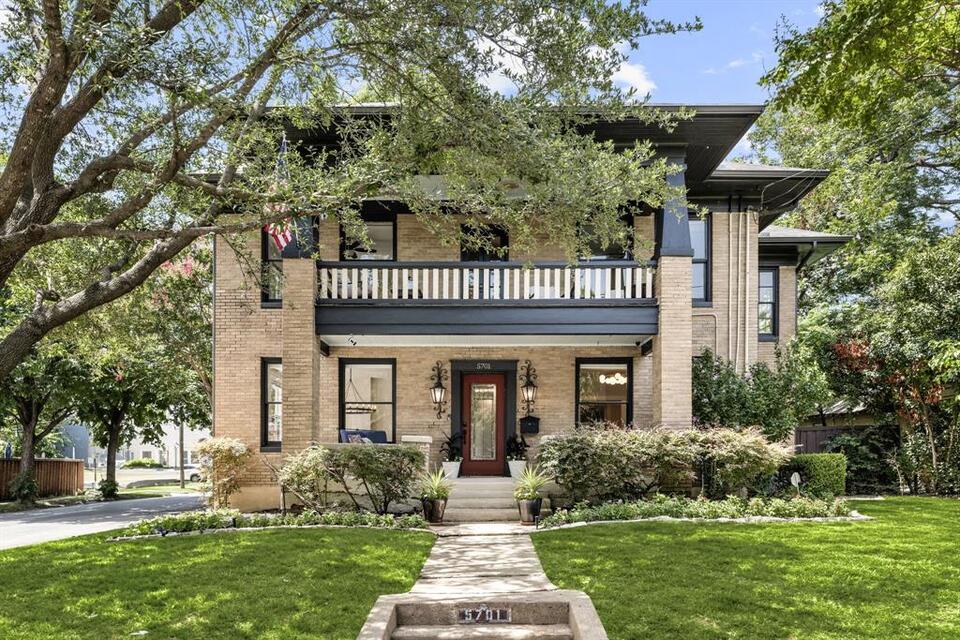 Junius Heights home blends history with luxury