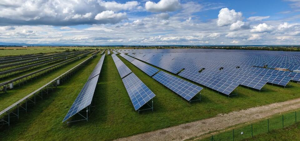 Houston Solar Factory Powers Up Meta’s Data Center