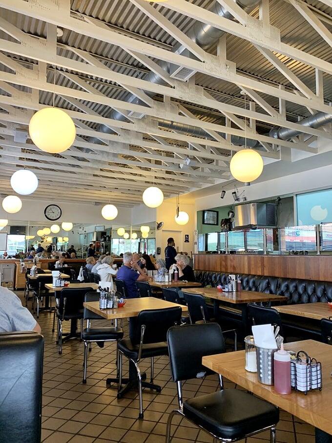 Why Ronnie’s Diner is LA’s breakfast secret