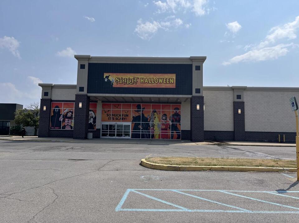 Spirit Halloween pops up at McKinley Mall!