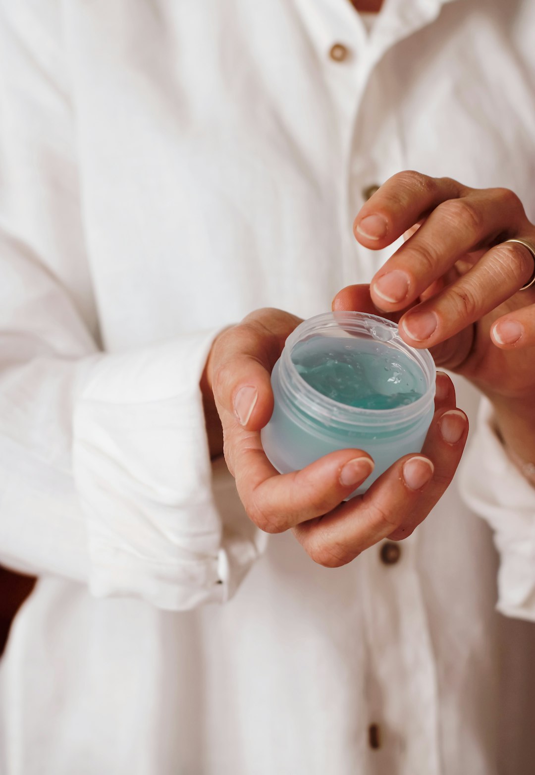 A hair scientist's personal routine and products (they test hair products in a Lab as their job