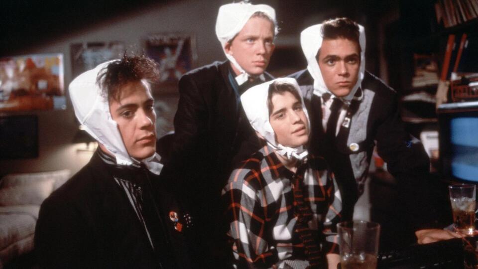 Weird Science Cast: Tragedy & Oscar Wins 😲