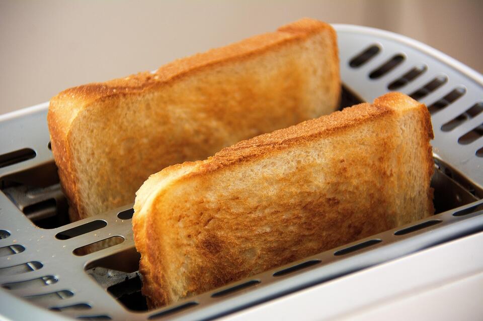 Breakfast Habits That Mess With Your Blood Sugar