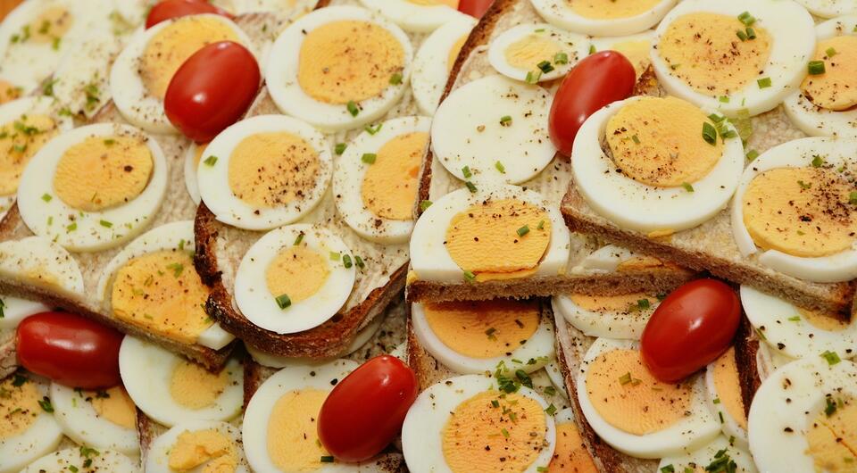 Breakfast Habits That Mess With Your Blood Sugar