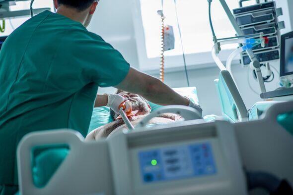 Nurse’s Heart Explodes—She Sees the Light