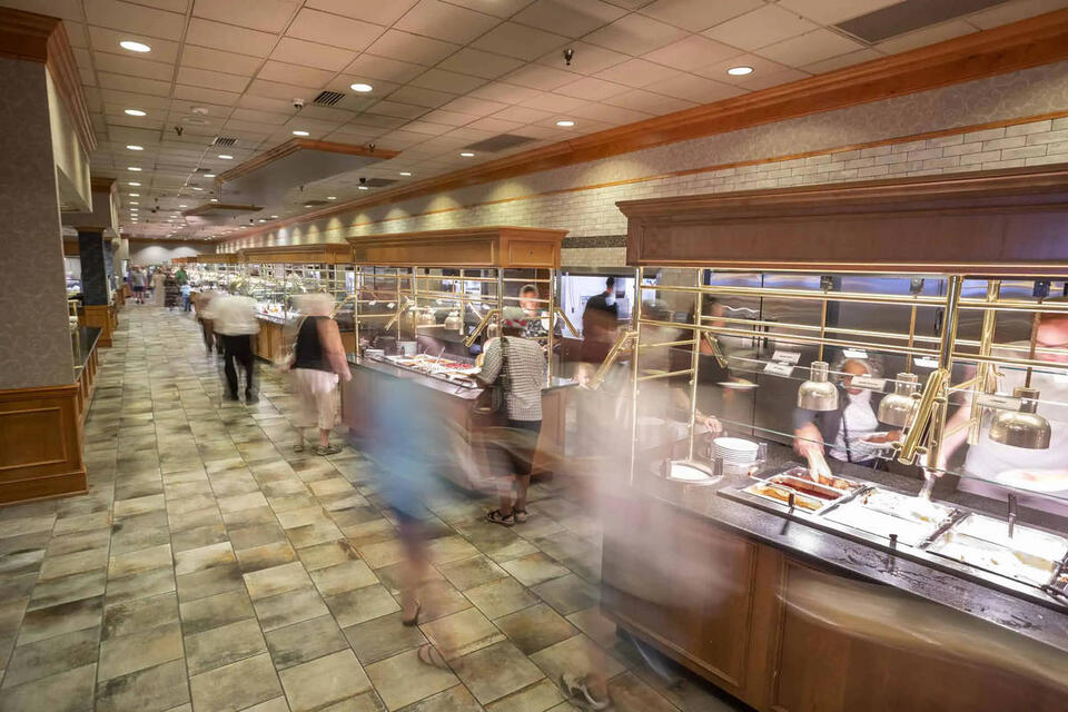 Buffet bigger than Lady Liberty—just 2 hours from NYC!