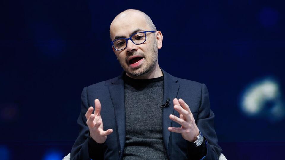 AGI: End of Work or Tech Utopia?