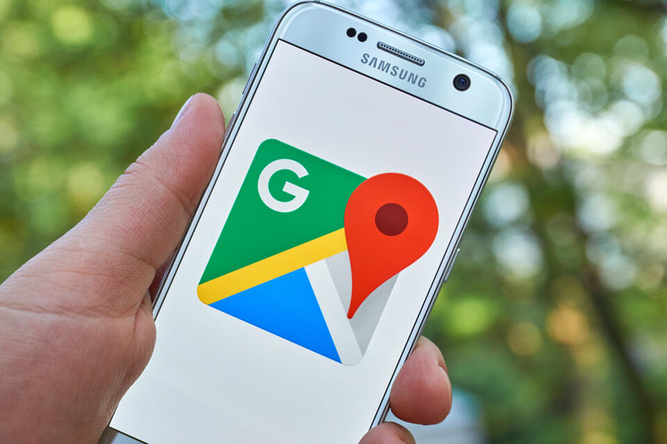 Offline Travel Apps: Game Changer or Overkill?