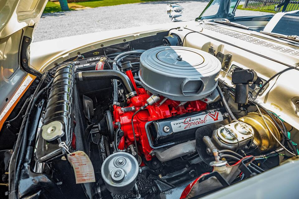 This ‘57 Ford Fairlane Is Summer Goals