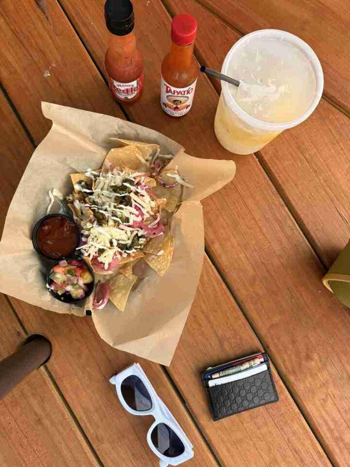 Wilkeson Pointe’s new food spot is a hit