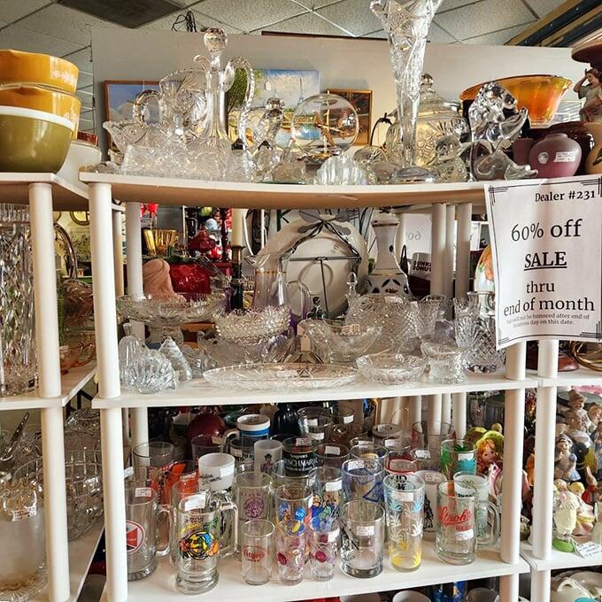 Jacksonville’s hidden maze of vintage treasures